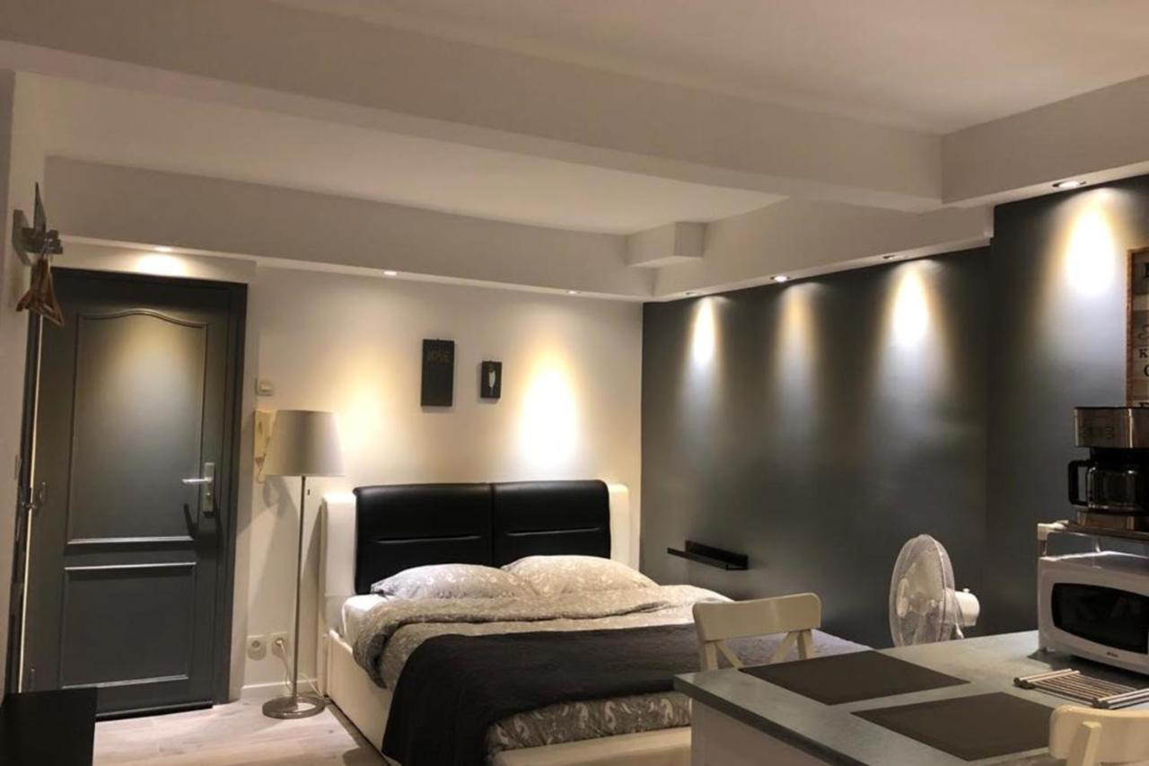 Cosy Studio Proche Palais Des Papes Авиньон Экстерьер фото